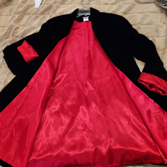 Moda International Black Velvet Coat Size 6 - Picture 5 of 7